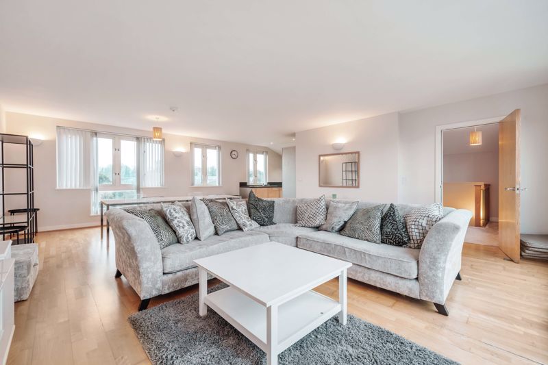 Living room- click for photo gallery